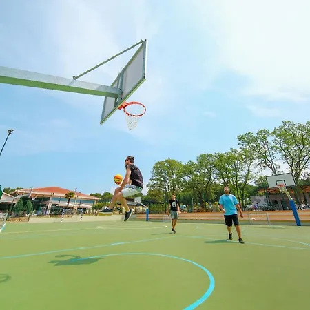 Valamar Lanterna 홀리데이파크 4*