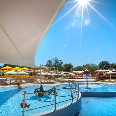 Prázdninový areál Valamar Lanterna