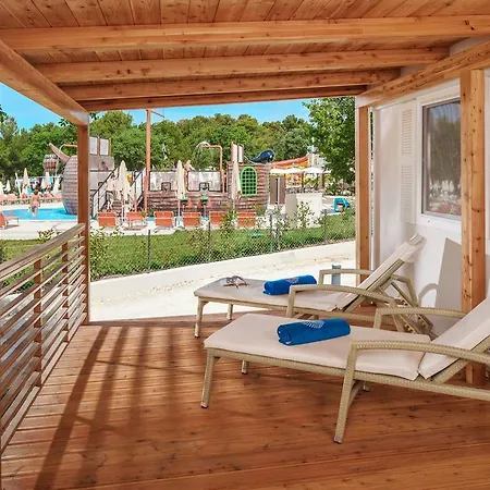 Valamar Lanterna Tatil parkı Tar-Vabriga